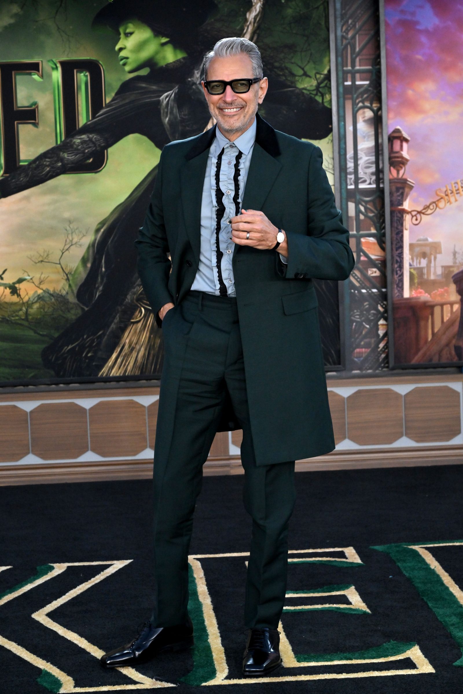 Jeff Goldblum arrives at the Los Angeles premiere of “Wicked” wearing a dapper Prada ensemble. (Photo by Rob Latour/Shutterstock)