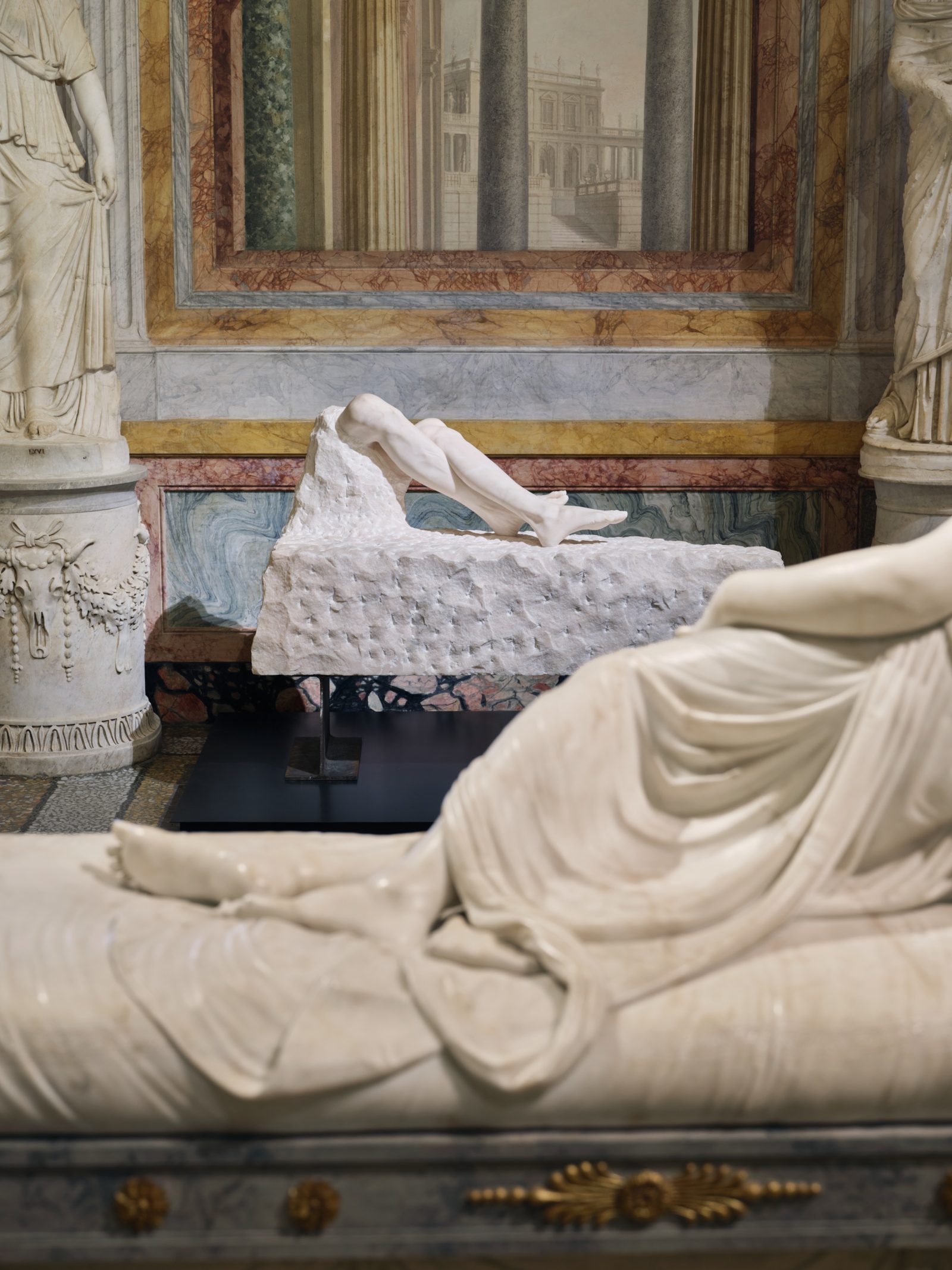 Louise Bourgeois. L'inconscio della memoria, Installation View, Galleria Borghese. © The Easton Foundation/Licensed by SIAE 2024 and VAGA at Artists Rights Society (ARS), NY. Ph.by A.Osio
