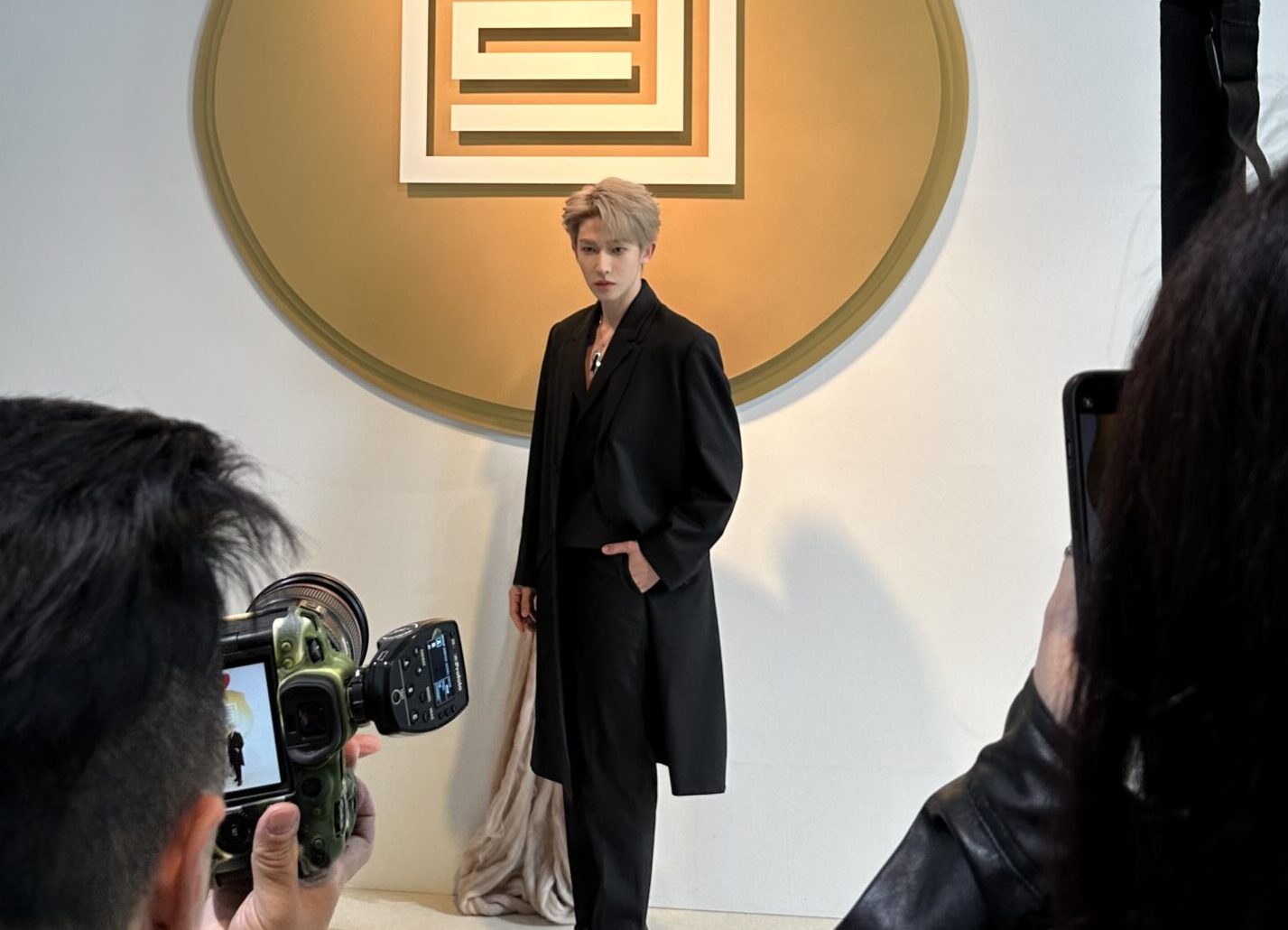 Liu Yu of INTO1 attended the Shiatzychen show in Paris