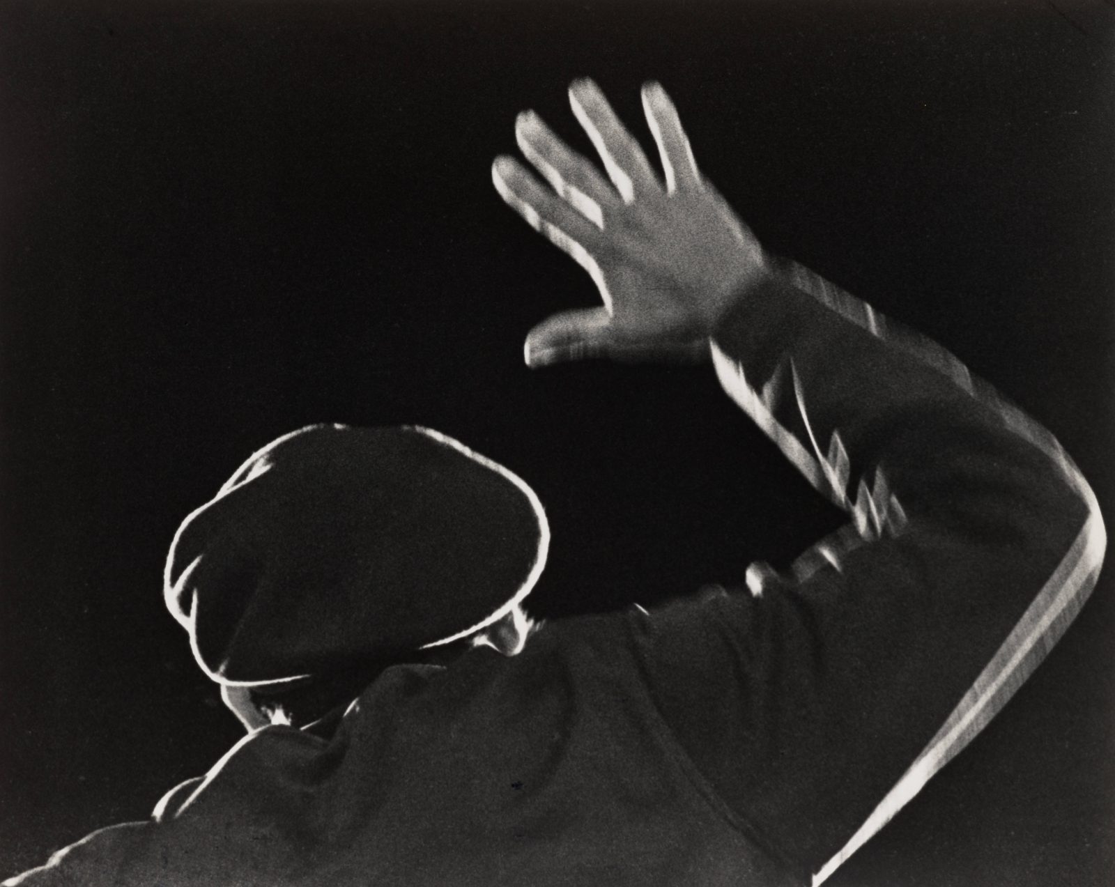 Osvaldo Salas, Five Points of Fidel (Cinco puntos de Fidel), 1982, gelatin silver print, the Museum of Fine Arts, Houston, gift of the estate of Esther Parada. © 1982 Osvaldo Salas