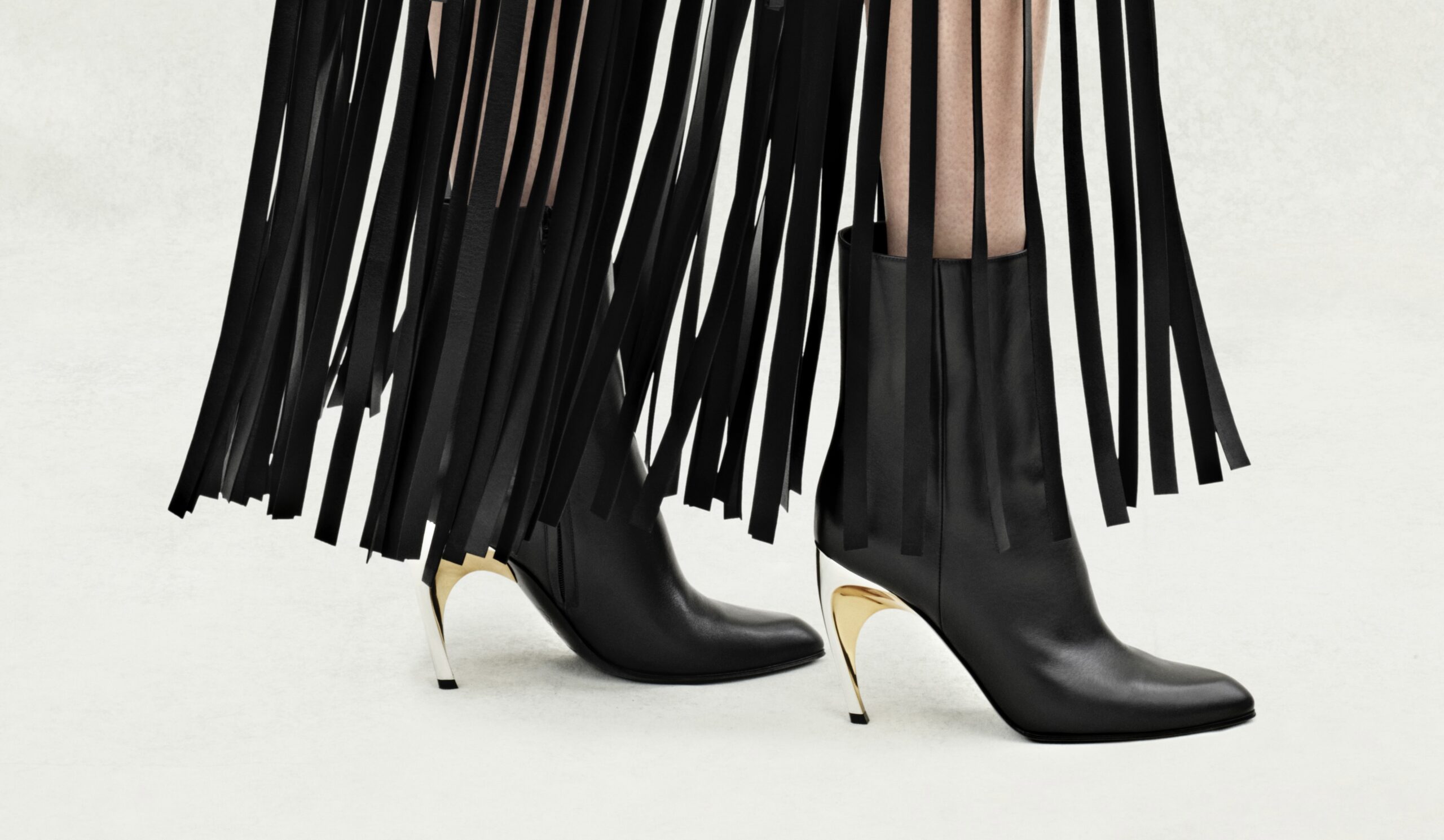 The Armadillo Shoe: A Legacy Reimagined for Spring/Summer 2024