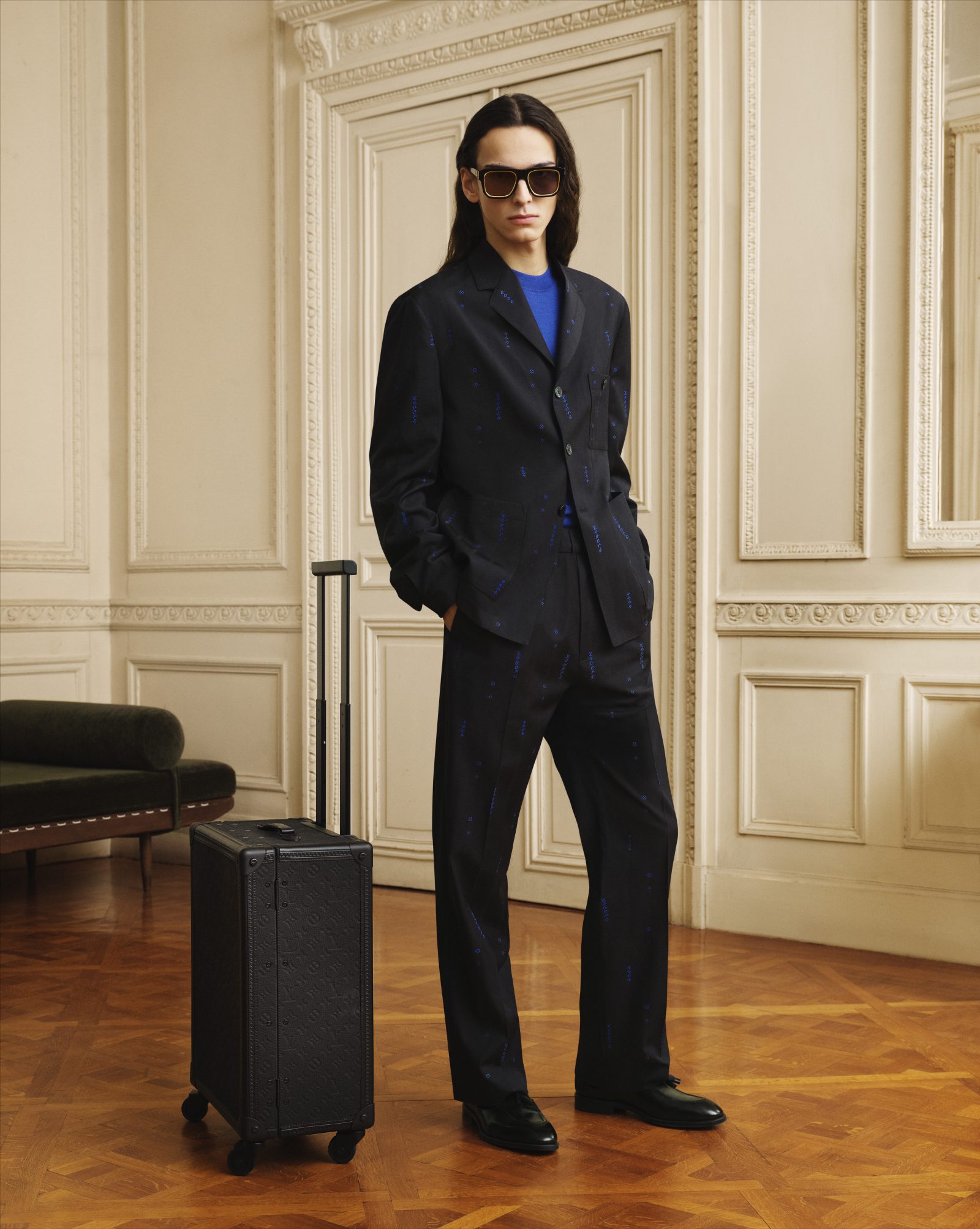 Look 13
