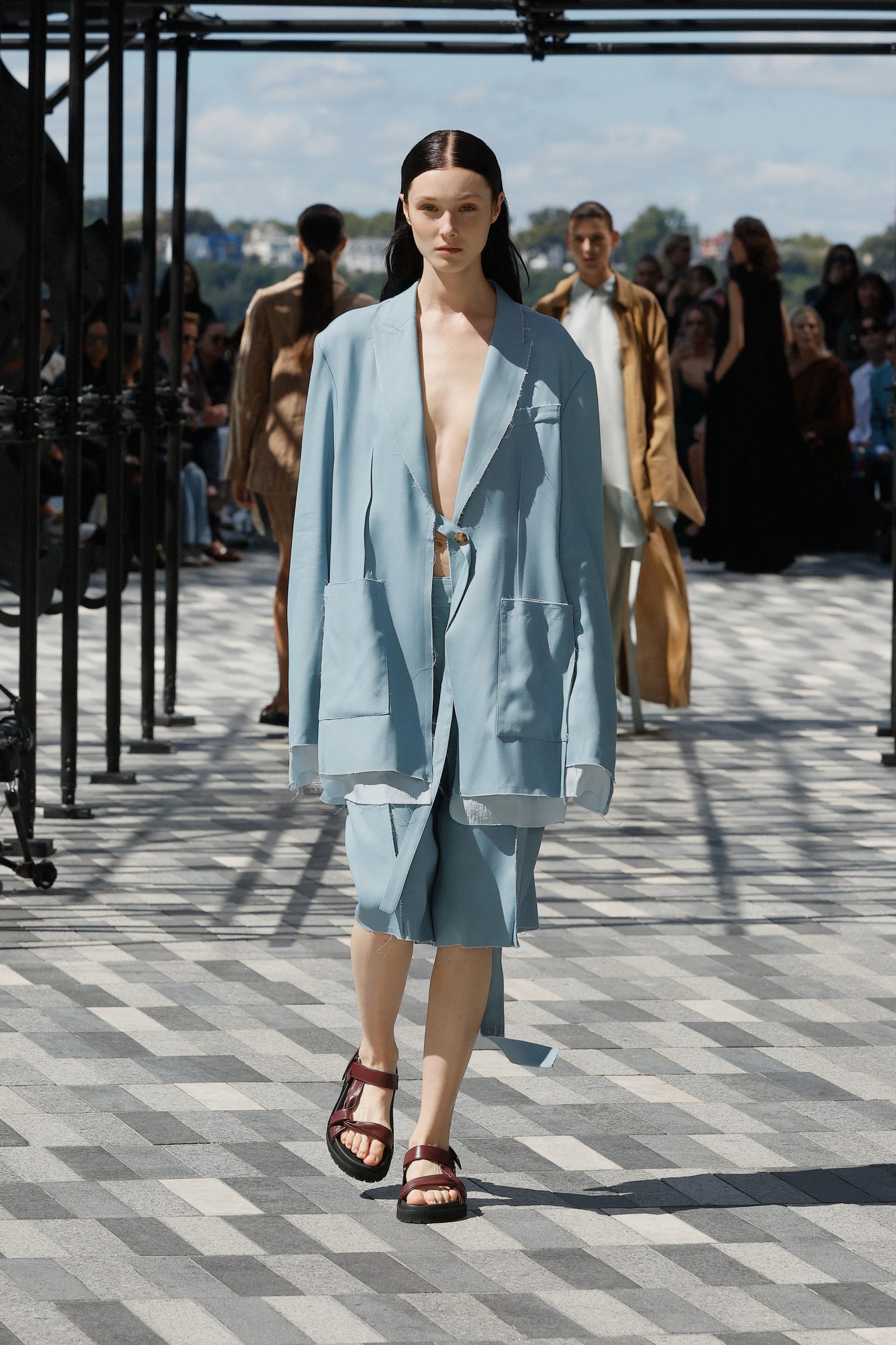 Look 33