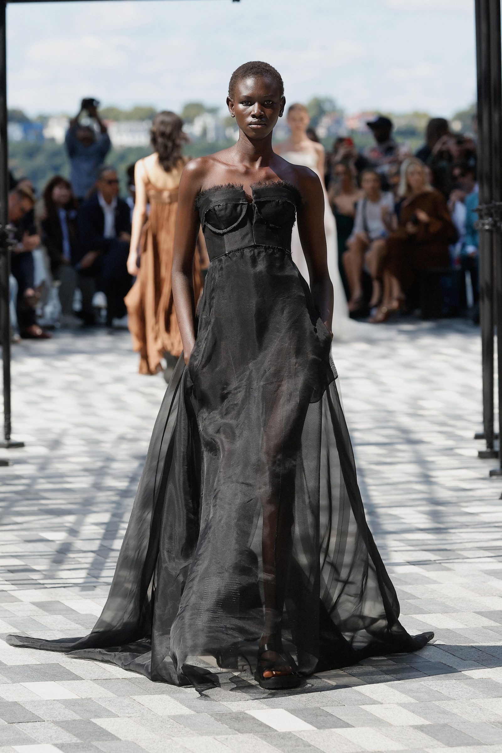 Look 38
