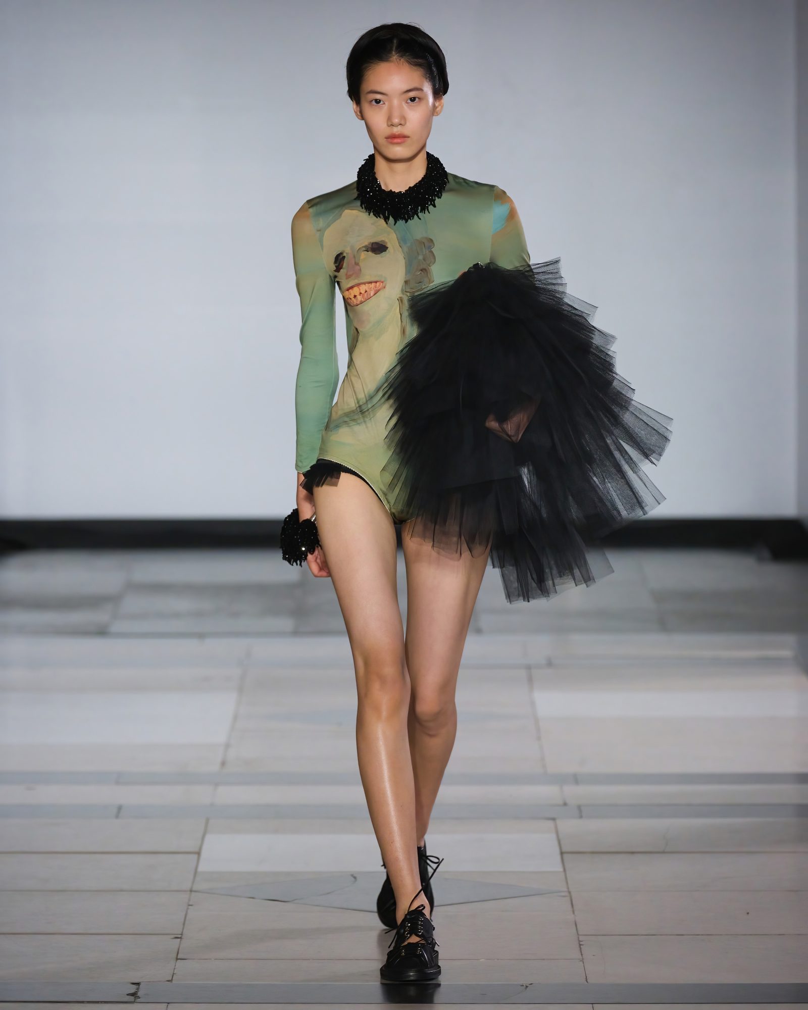 Look 5