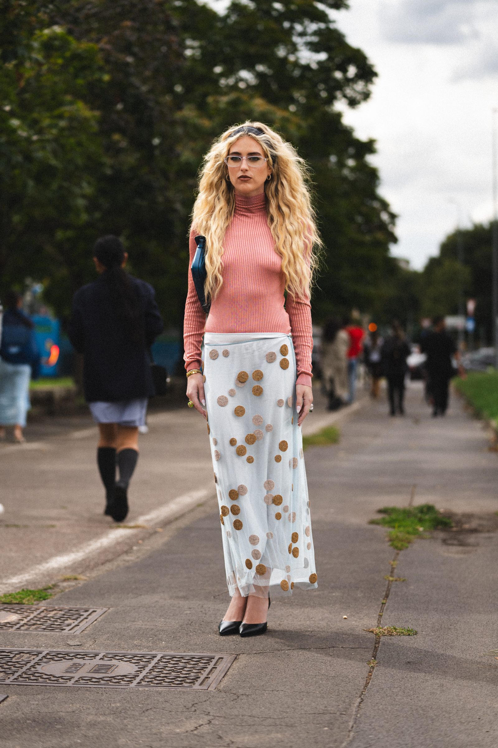 Emili Sindlev arrives to the FENDI Spring-Summer 2025 runway show in Milan (Image: Riccardo Perdisa for Rain Magazine)