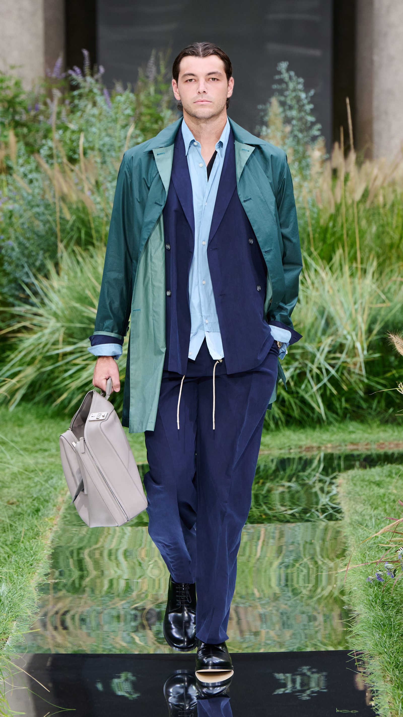 Look 1