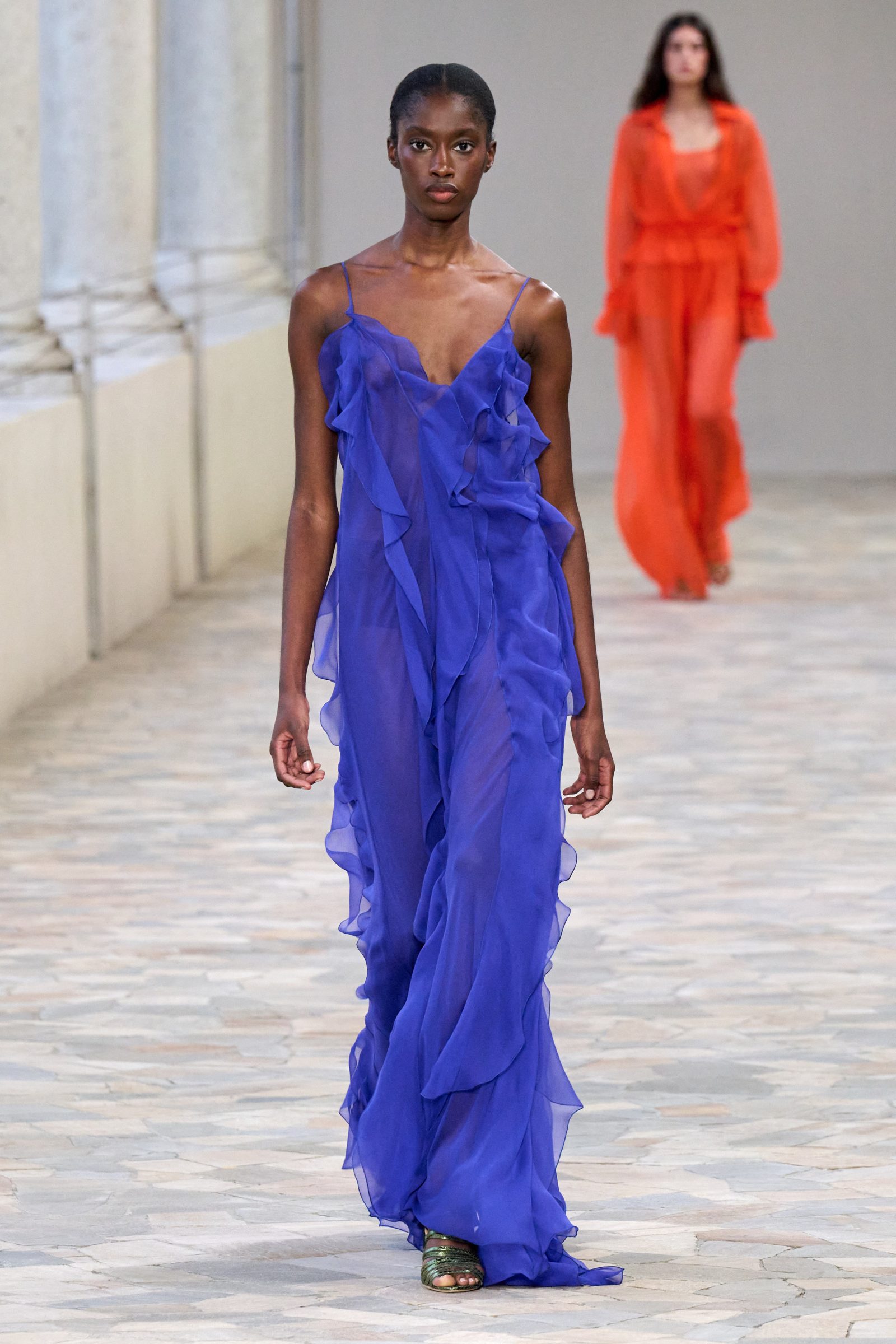 Look 25