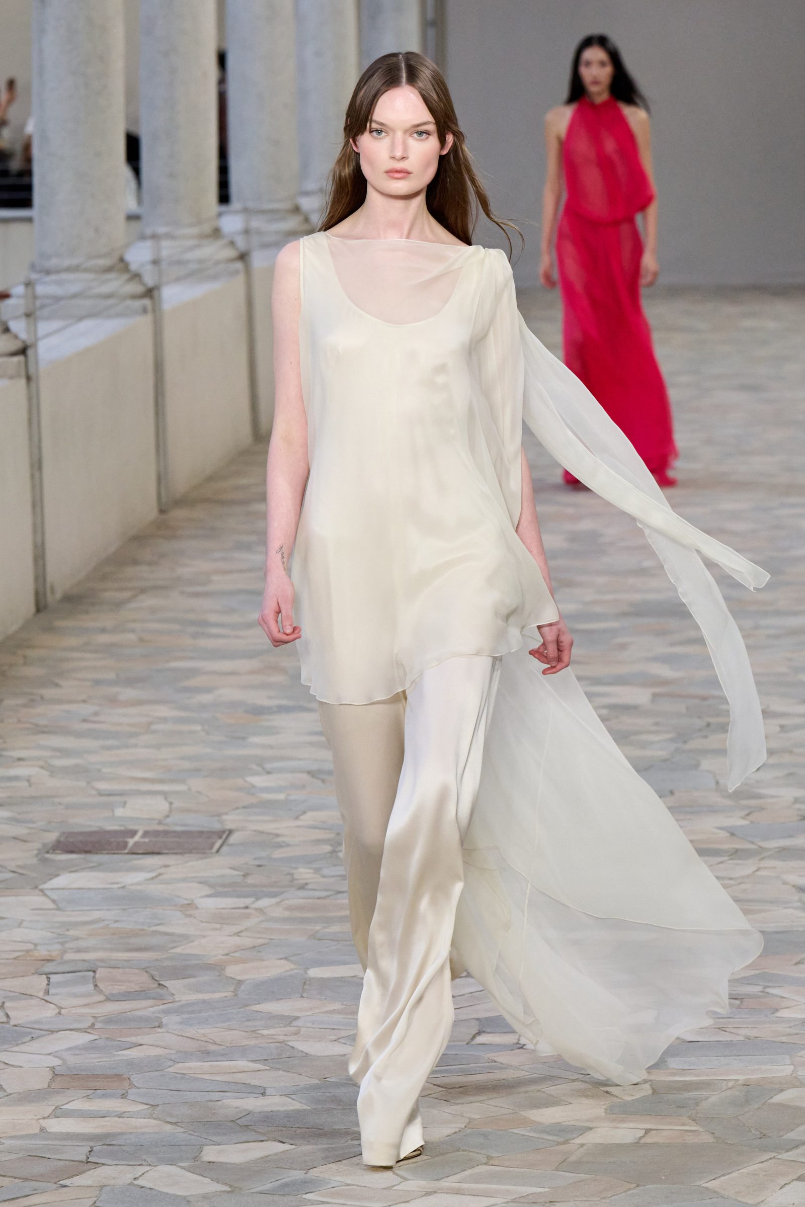 Look 48