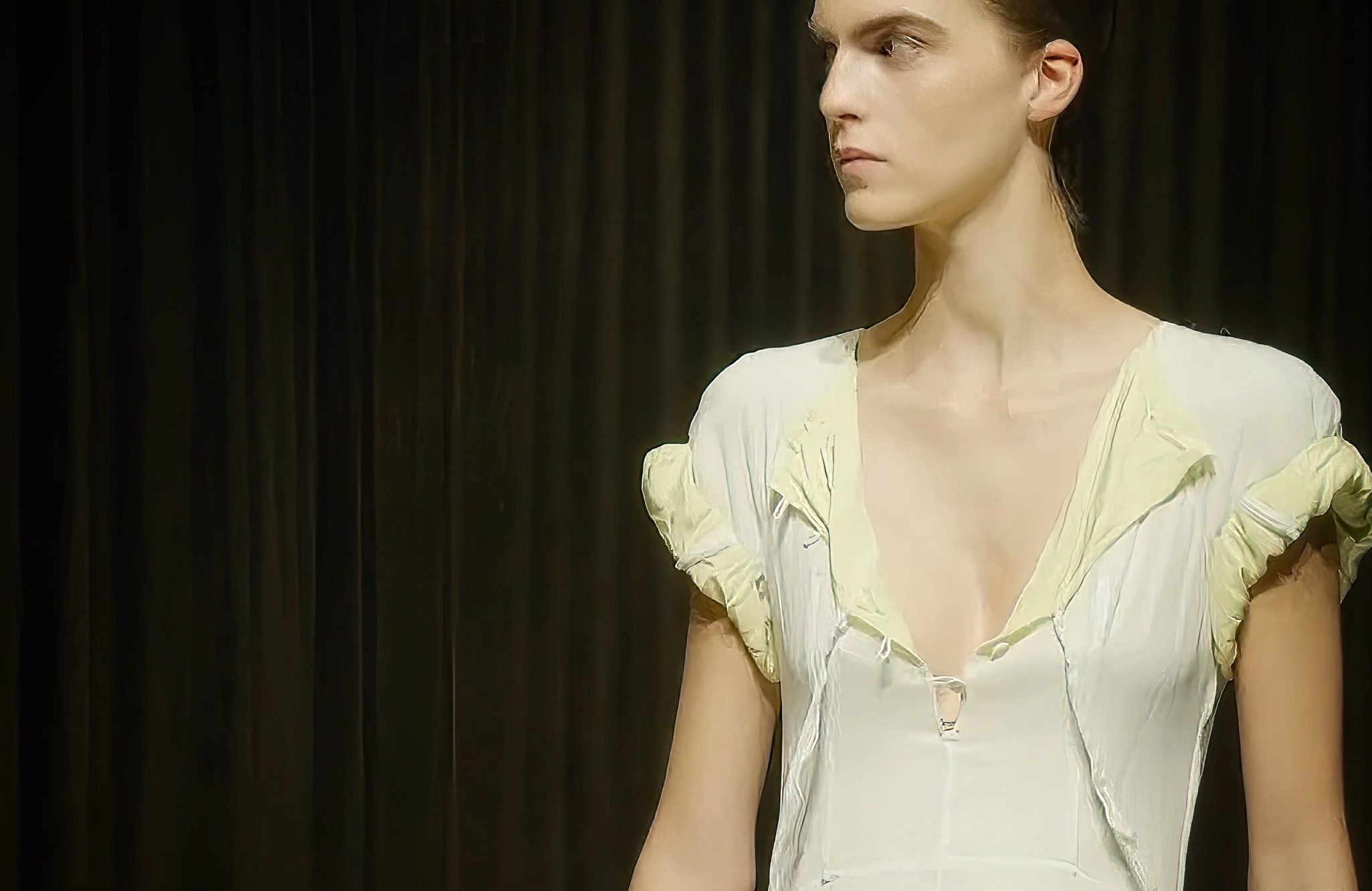 Look 26 (Image: Patricia Burén)