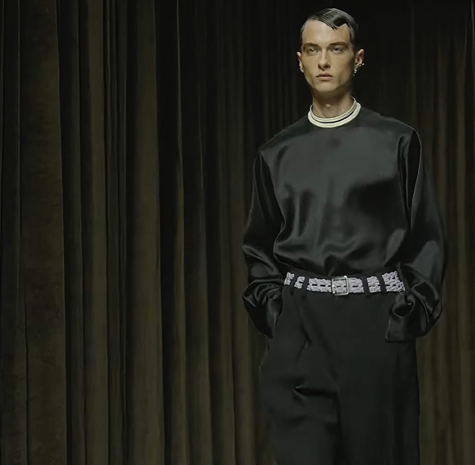 Look 18 (Image: Patricia Burén)