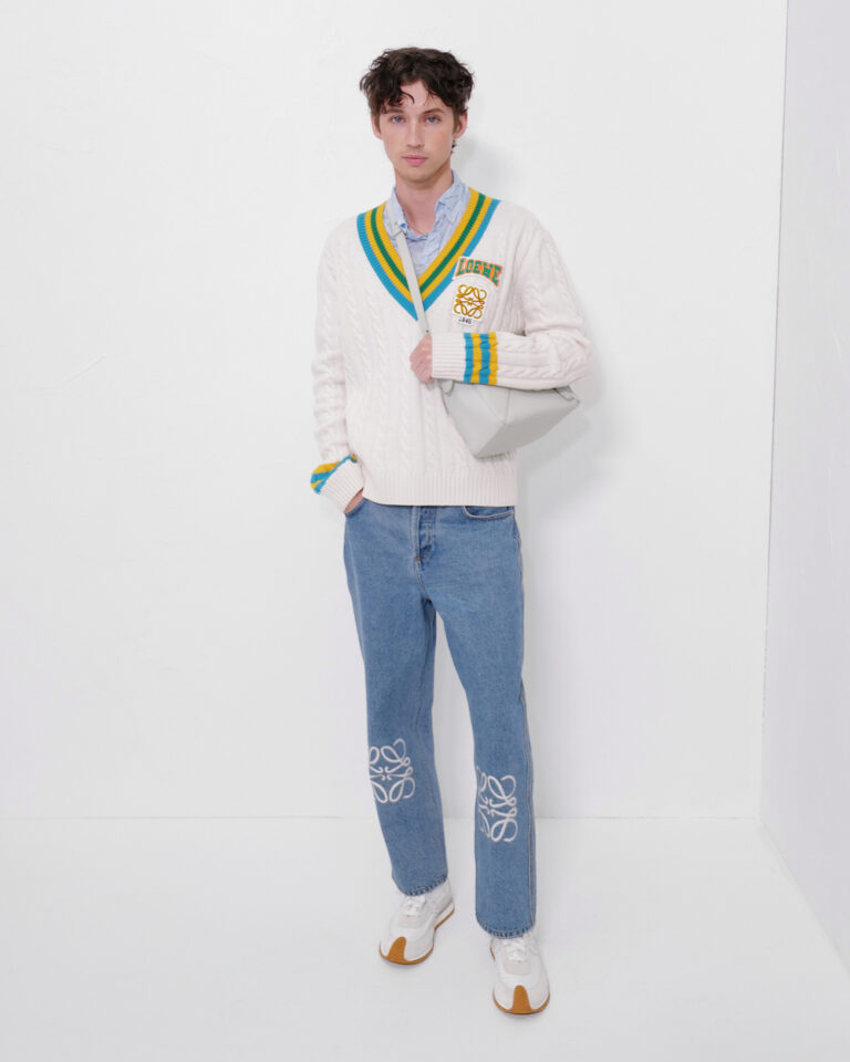 TROYE SIVAN TROYE SIVAN