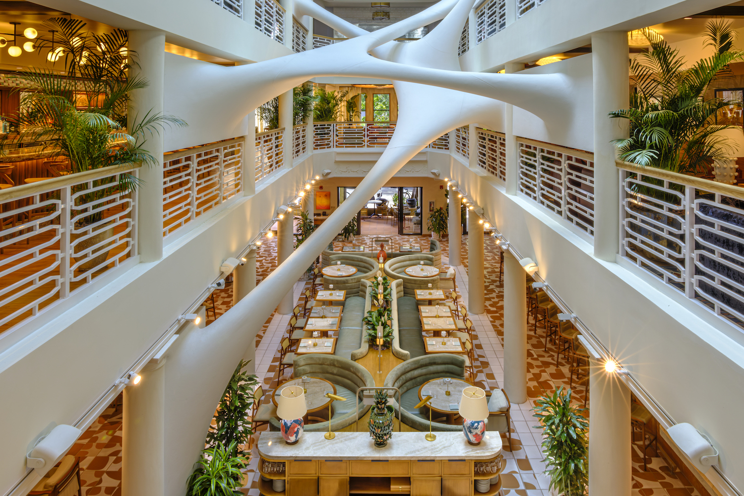 Groundbreaking Culinary Marvel Elastika Debuts in Miami’s Iconic Moore Building