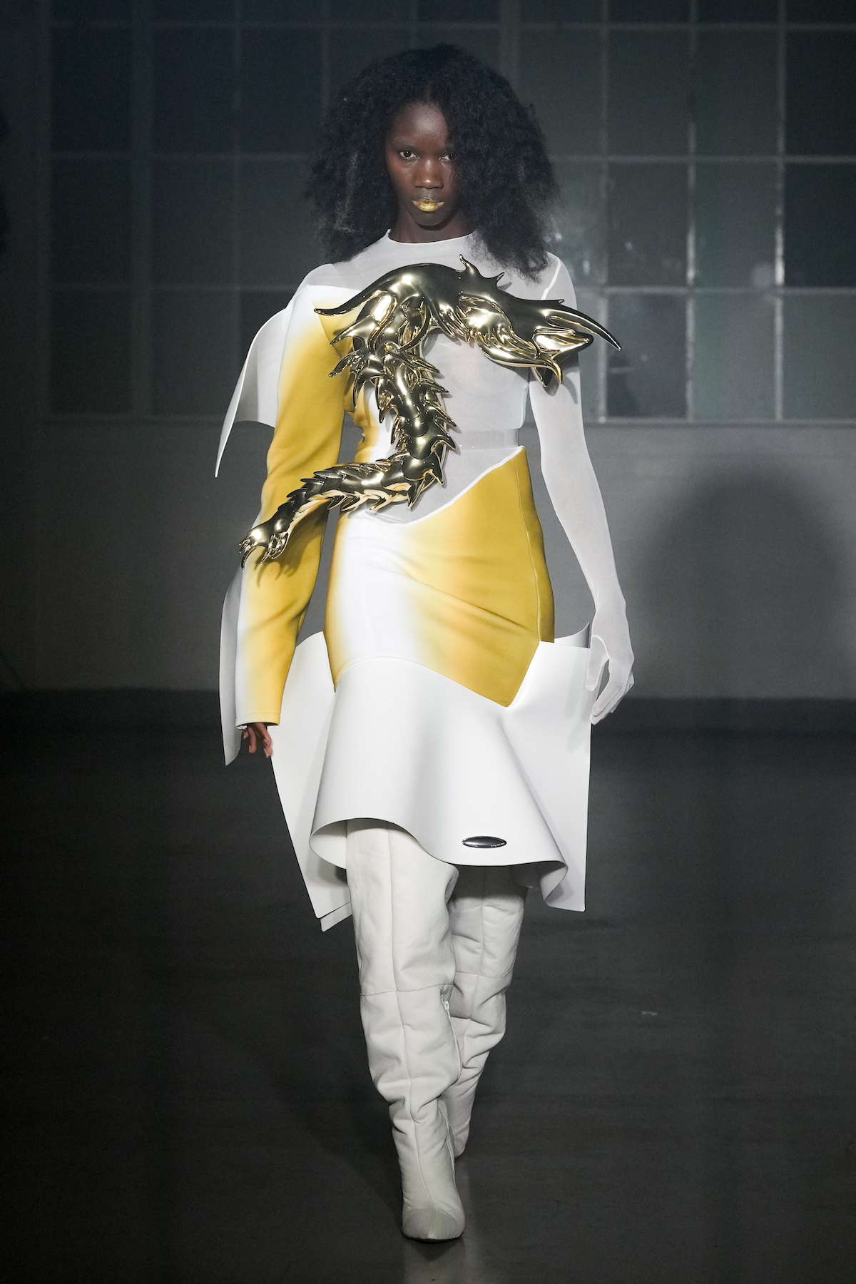 KWK by Kay Kwok, Autumn Winter 2023 catwalk show. ©Maja Smiejkowska KWK by Kay Kwok, Autumn Winter 2023 catwalk show. ©Maja Smiejkowska