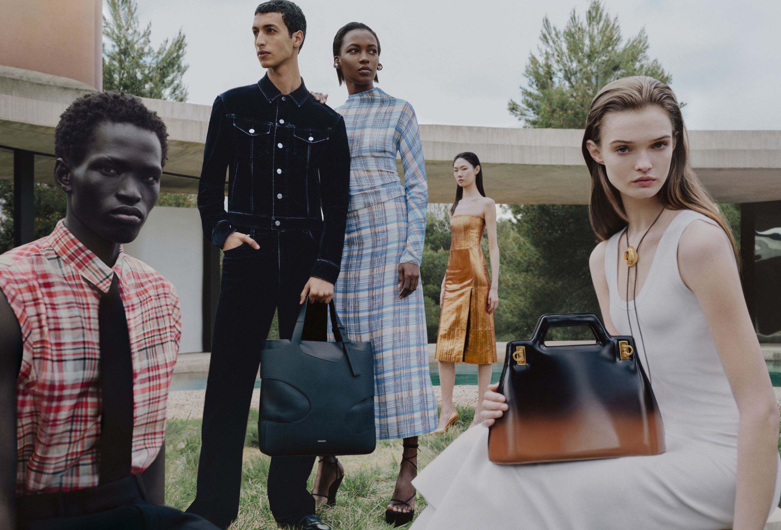 Ferragamo unveils the new pre-fall 2023 campaign inspired by the spirit of the American West
