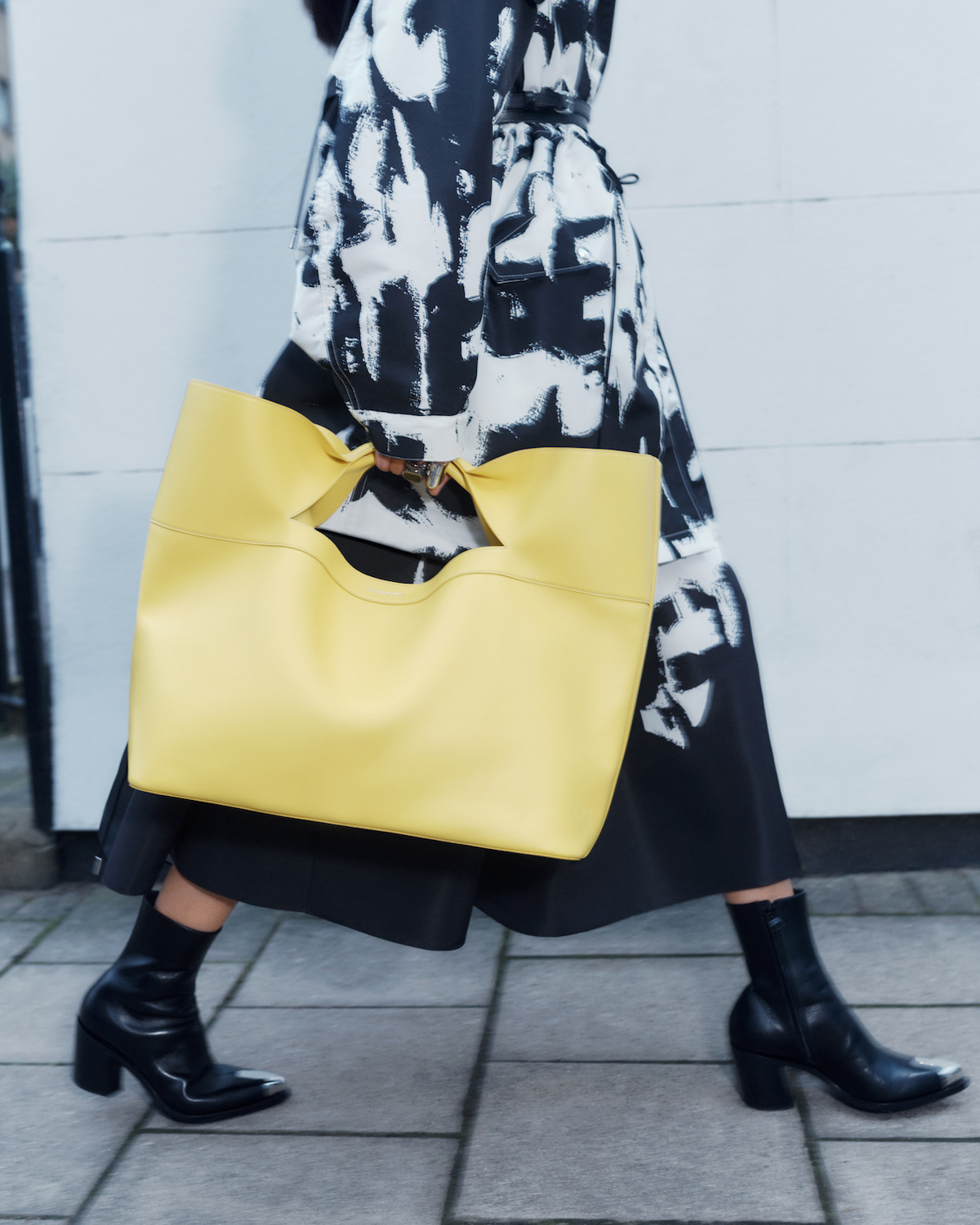 Alexander McQueen The Bow Bag