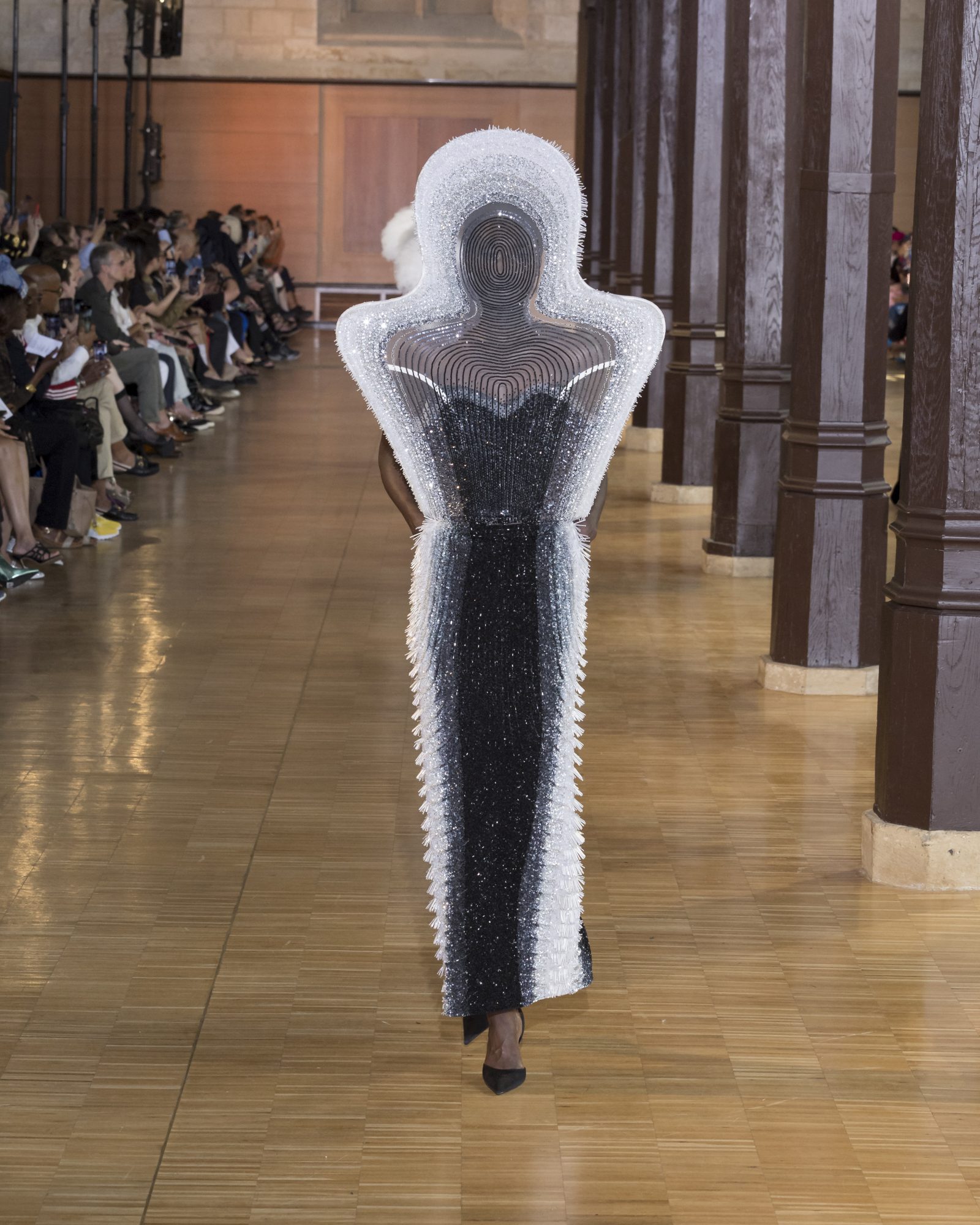 Look 7