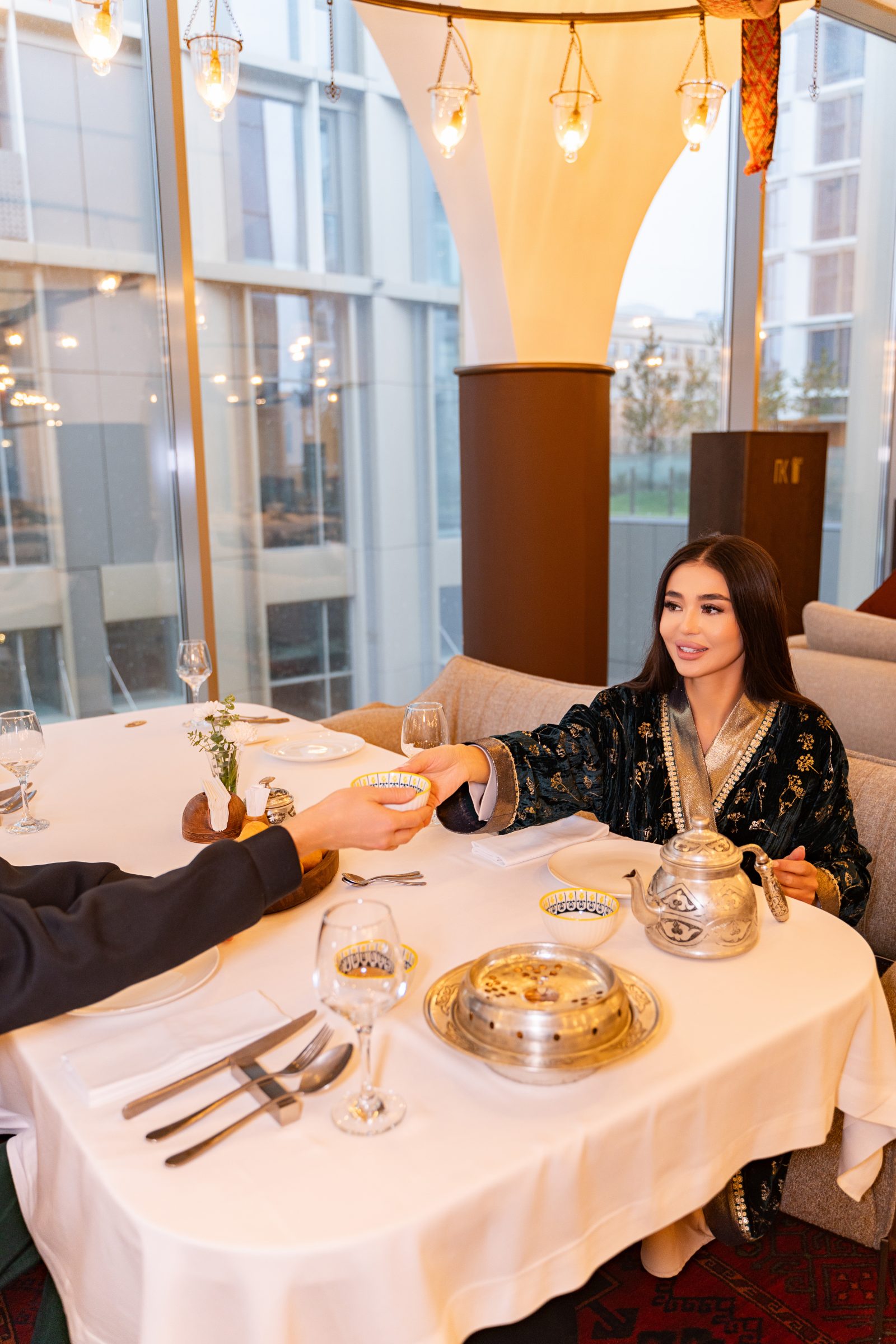 Sandyq restaurant dining service (Photo: Courtesy of Jesse Scott)