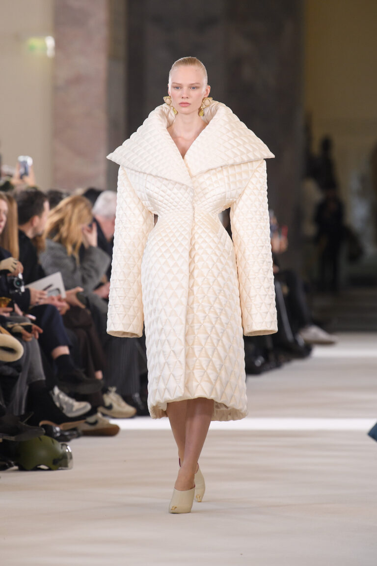 SCHIAPARELLI COUTURE SPRING SUMMER 2023