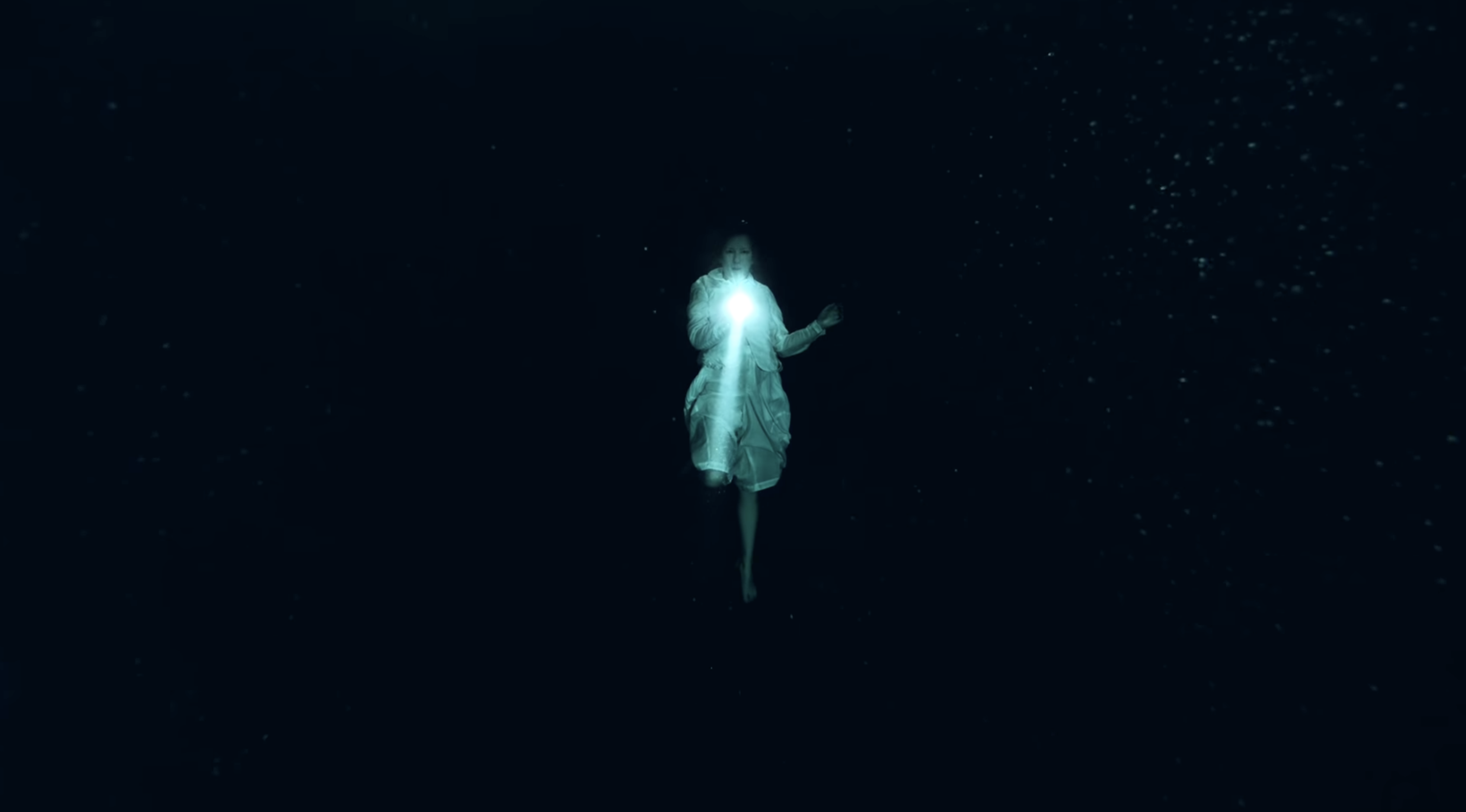 iamamiwhoami showcase a new single ‘canyon’