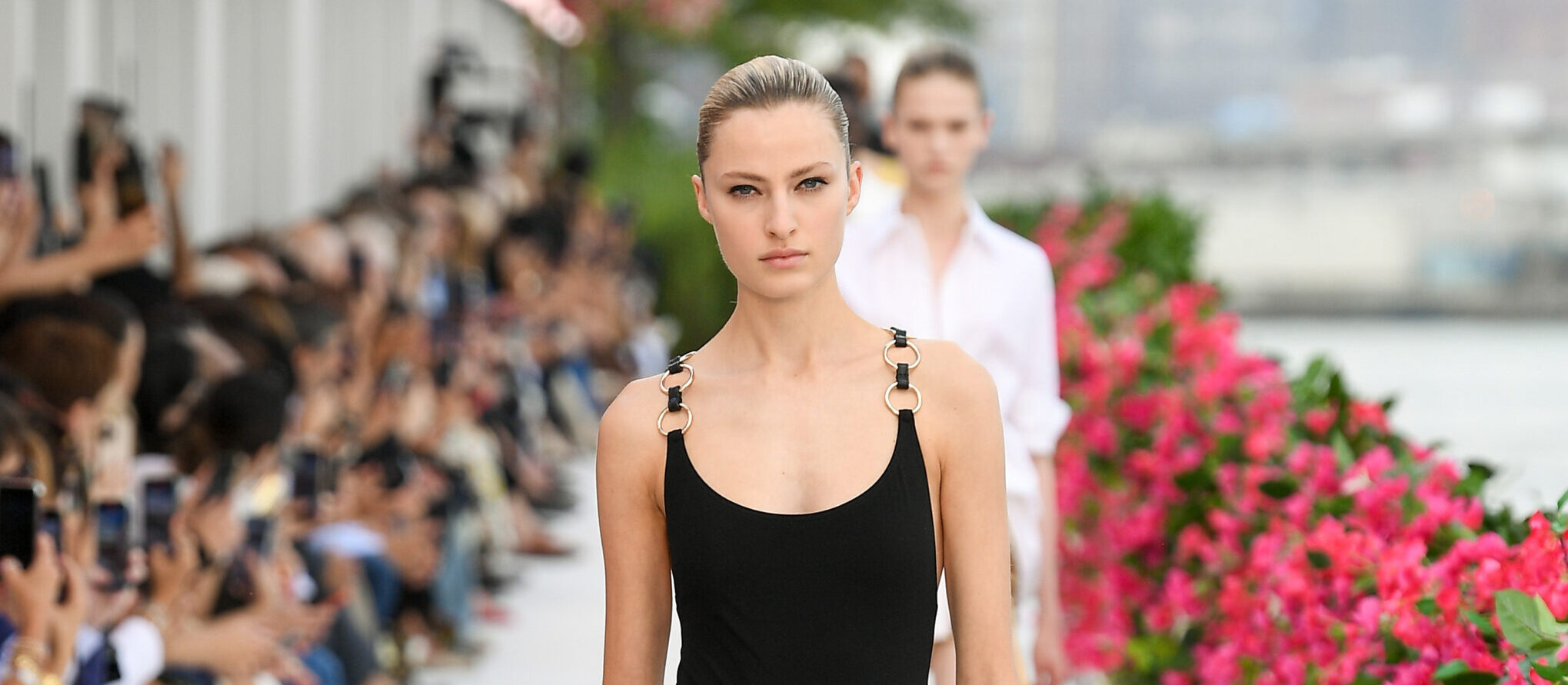 Michael Kors’ Spring/Summer 2024 Collection: A Tribute to Timeless Journeys