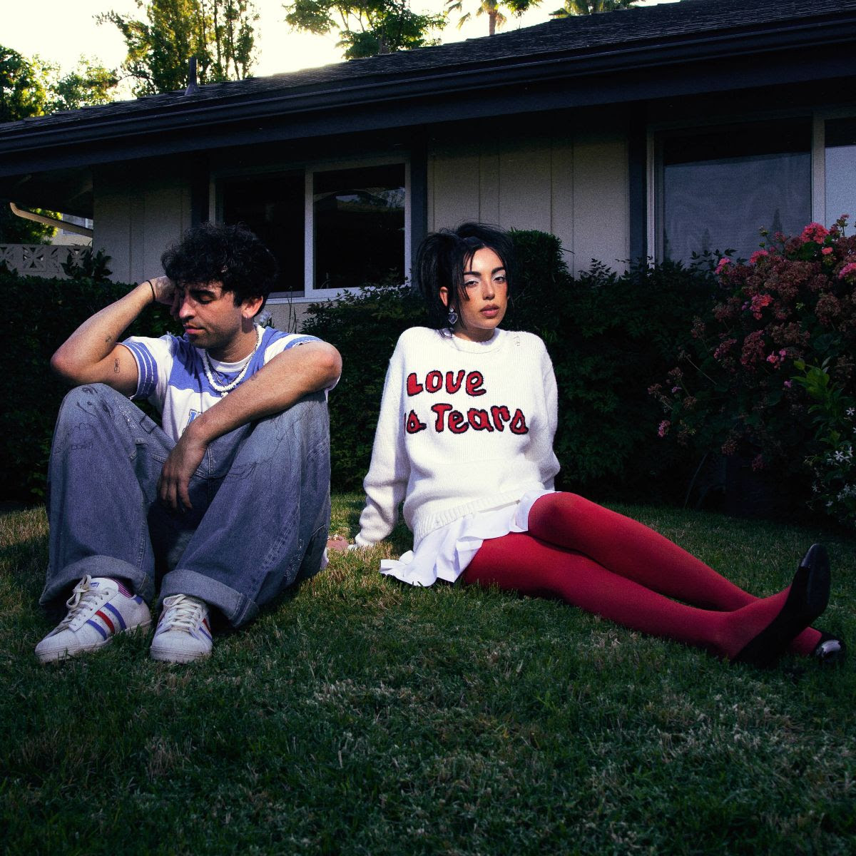 BETWEEN FRIENDS Unveils Debut Album “I Love My Girl, She’s My Boy” with Captivating New Video