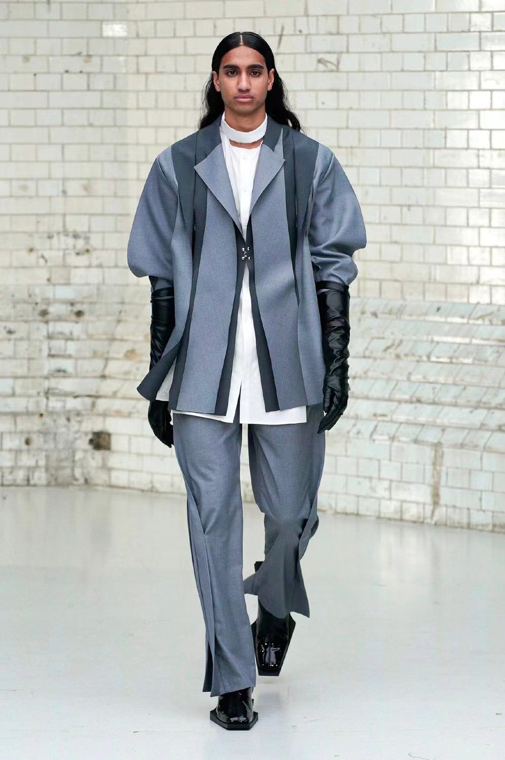 Pan Heyun runway